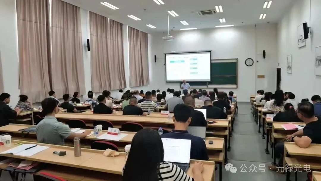 1729750957999865.jpg 1729750957999865.jpg